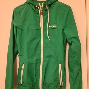 Green bench windbreaker